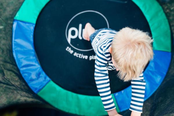 PLUM Junior Trampolin mit Sicherheitsnetz 140cm